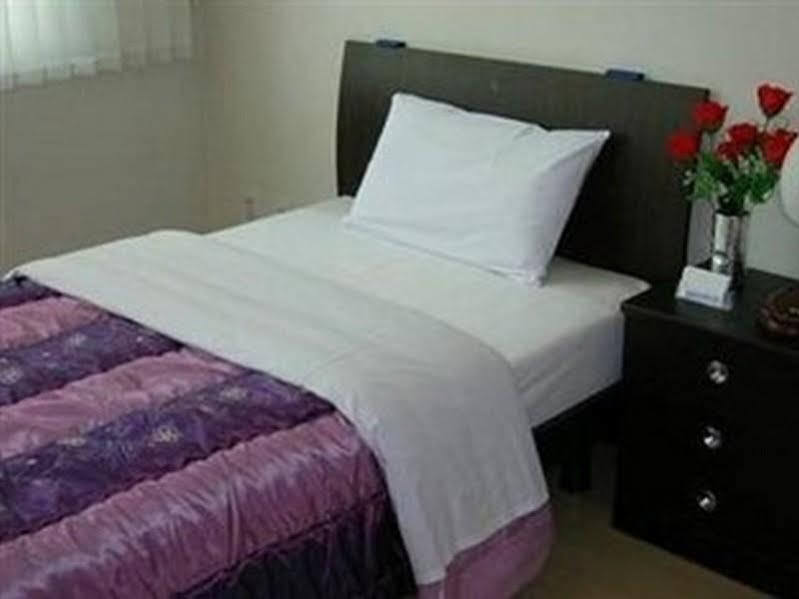 Incheon Airport Guesthouse Экстерьер фото