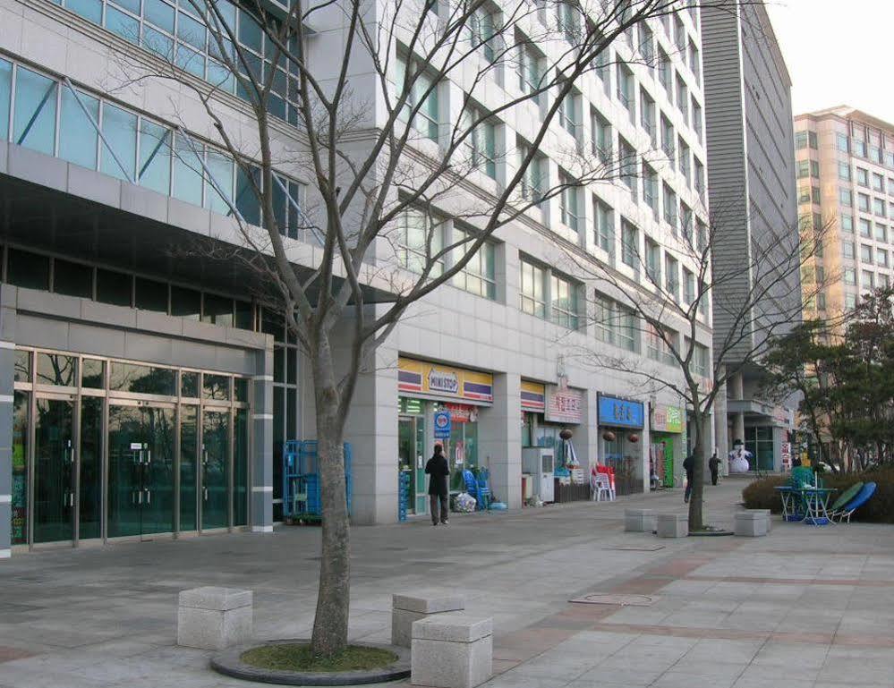Incheon Airport Guesthouse Экстерьер фото