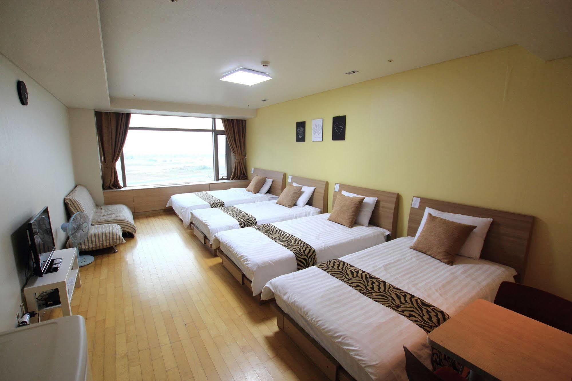 Incheon Airport Guesthouse Экстерьер фото