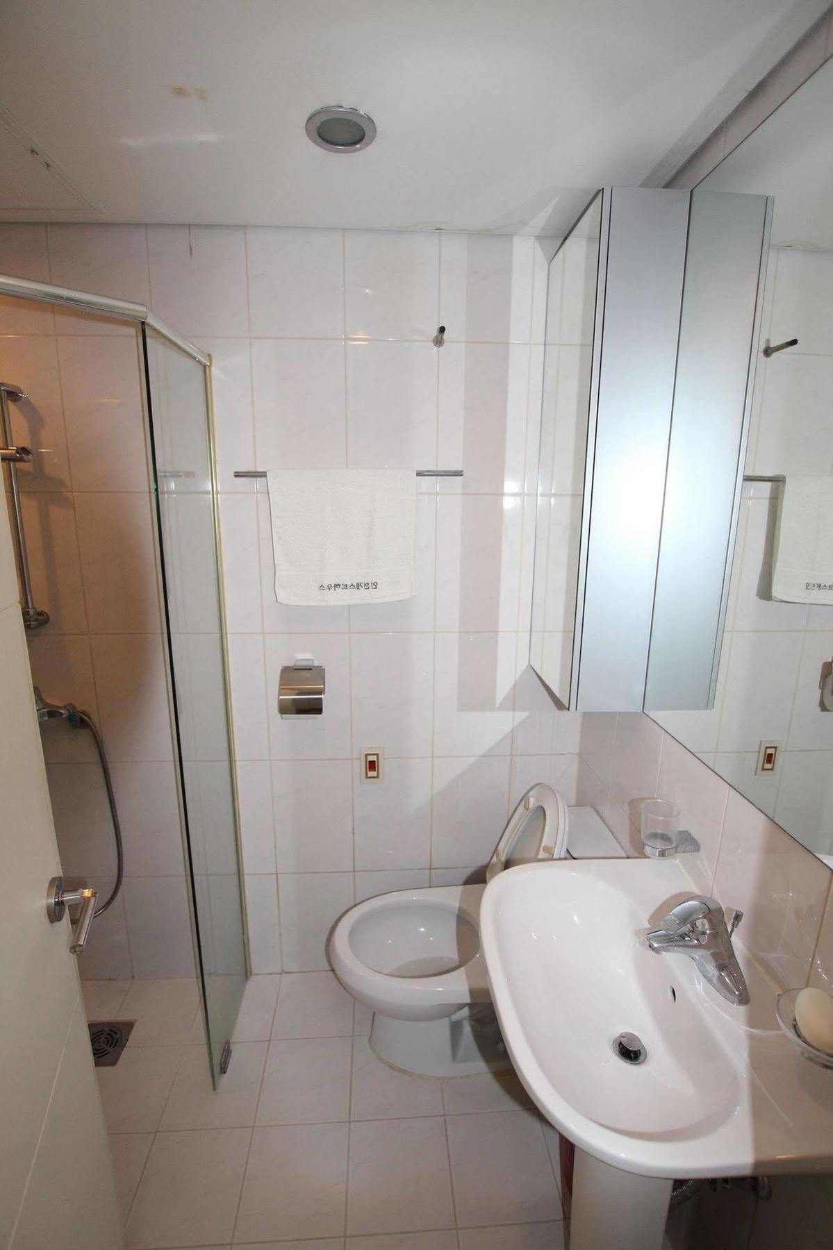 Incheon Airport Guesthouse Экстерьер фото